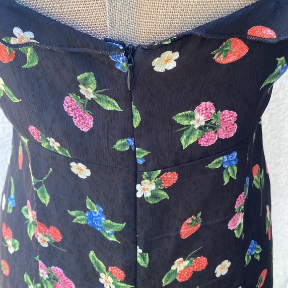 NWOT Zara fabulous black dress w/ beautiful floral pattern. Flirty & fun! - Picture 11 of 15